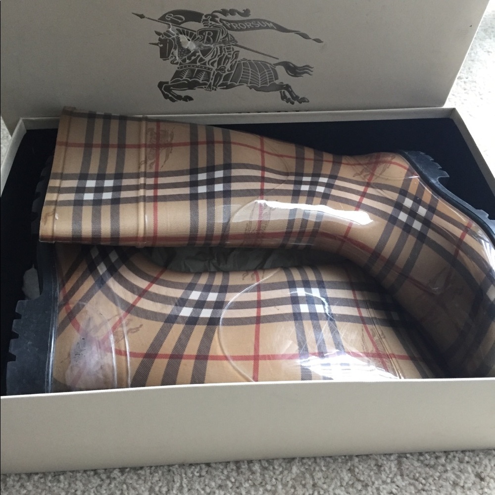 Burberry rain boots